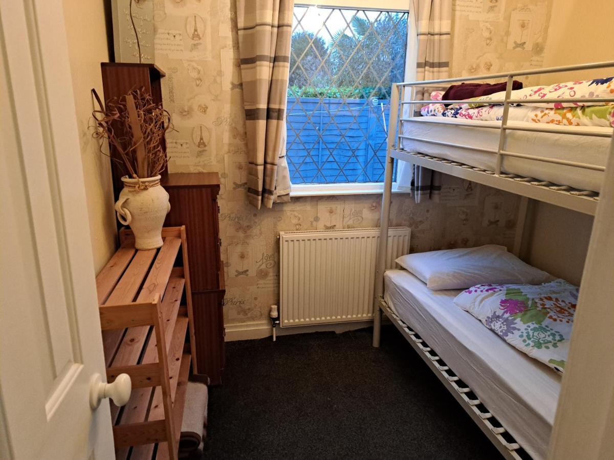 Beach & Tonic Beachside Chalet Humberston المظهر الخارجي الصورة