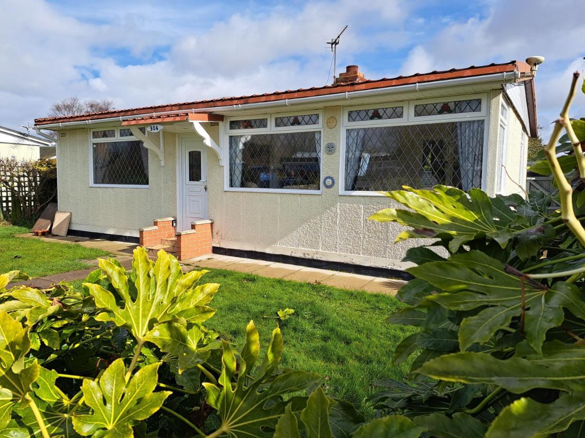Beach & Tonic Beachside Chalet Humberston المظهر الخارجي الصورة